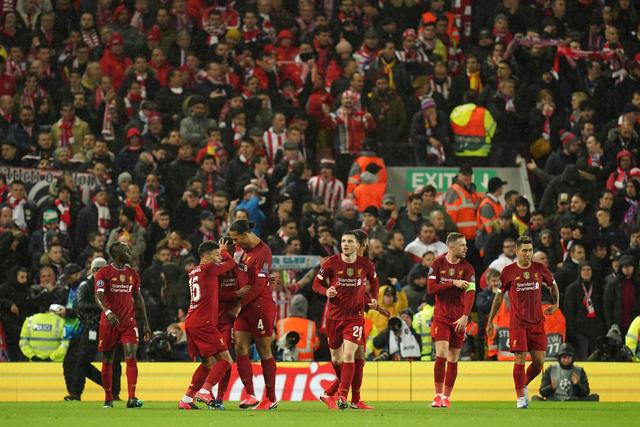 阿莫林：输球更应该谢场 以后每个球员都必须谢场